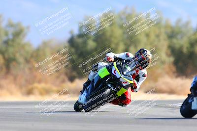 media/Jan-08-2022-SoCal Trackdays (Sat) [[1ec2777125]]/Turn 7 (1035am)/